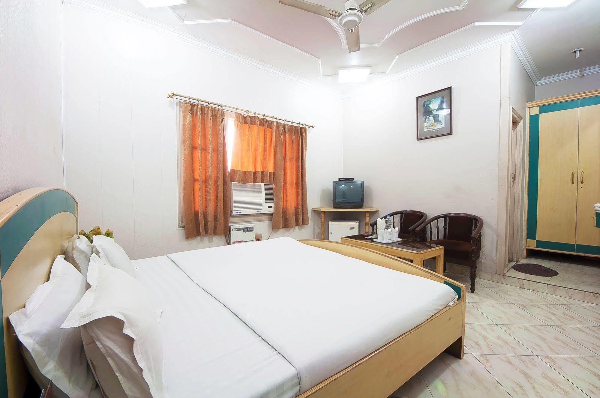 Fabhotel Basera Amritsar Zewnętrze zdjęcie