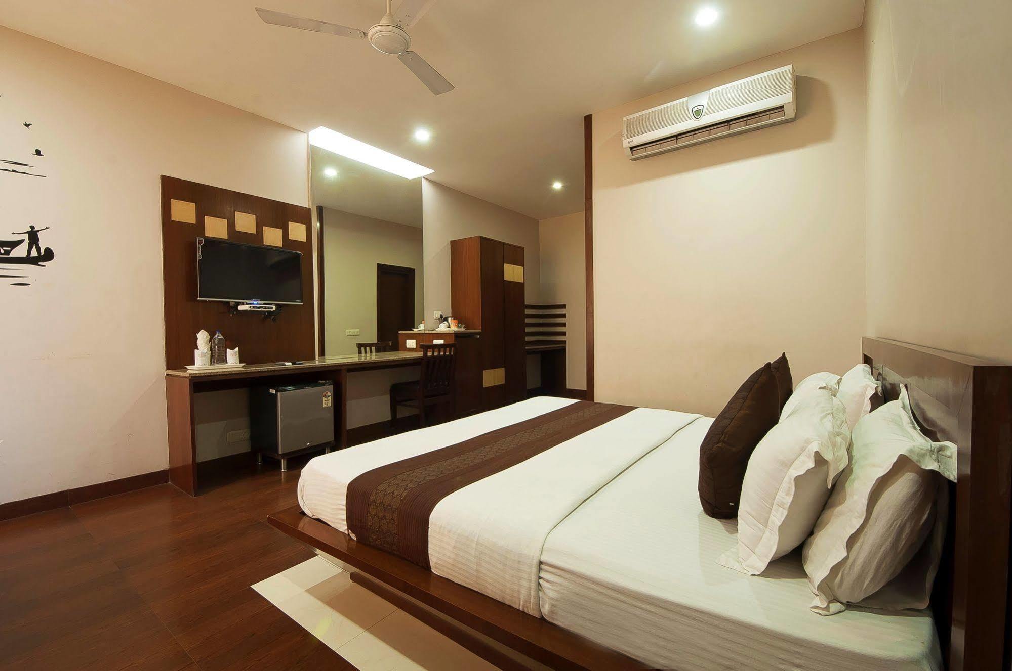 Fabhotel Basera Amritsar Zewnętrze zdjęcie