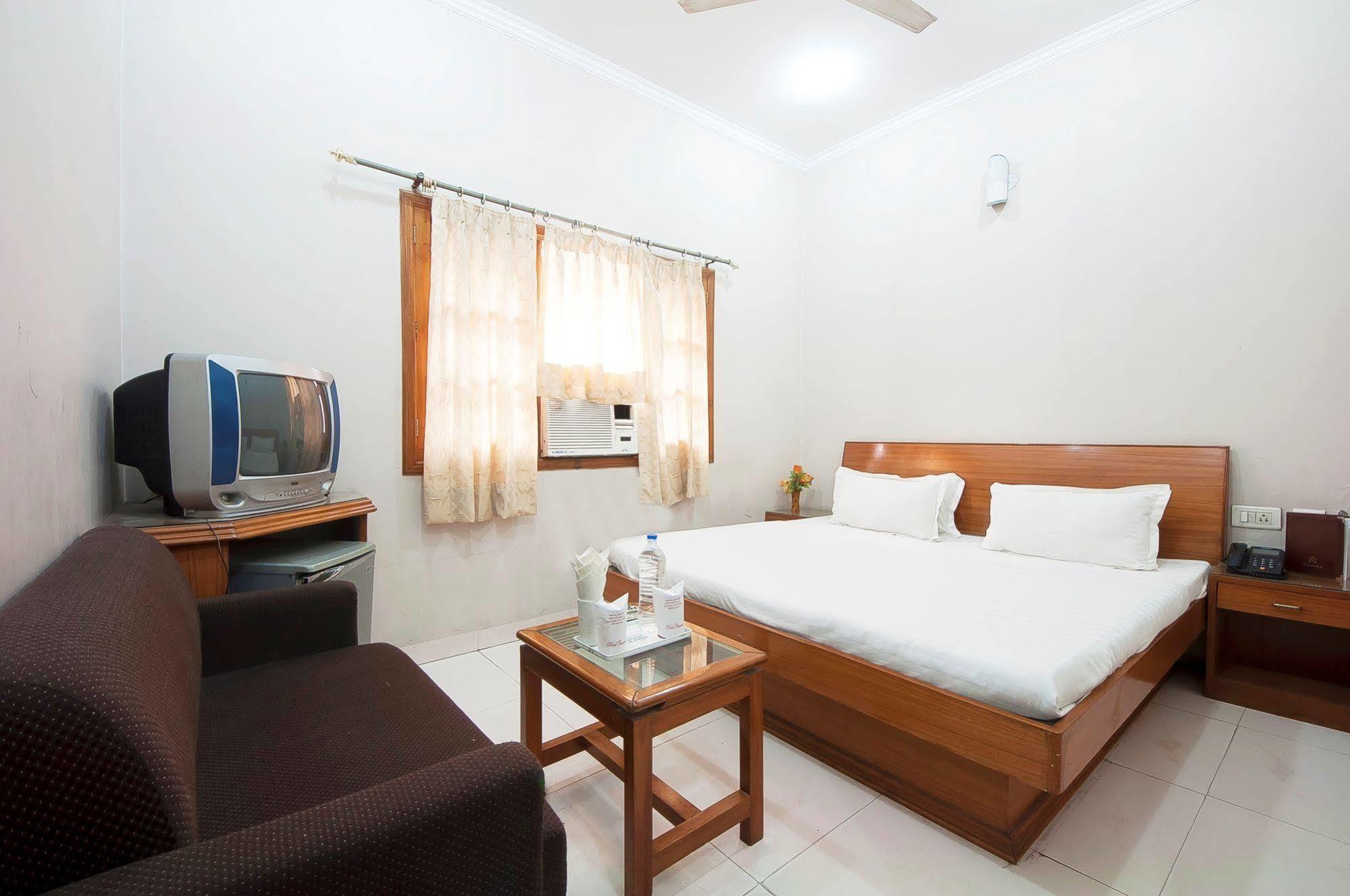 Fabhotel Basera Amritsar Zewnętrze zdjęcie